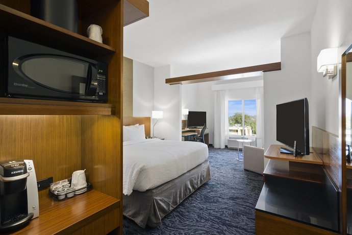 Imagen de la habitación del Hotel Fairfield Inn and Suites by Marriott St Petersburg North. Foto 3