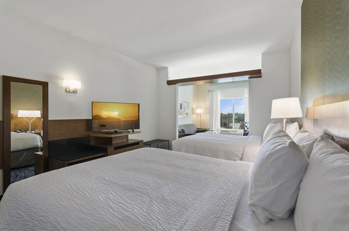 Imagen de la habitación del Hotel Fairfield Inn and Suites by Marriott St Petersburg North. Foto 10