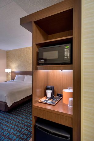 Imagen de la habitación del Hotel Fairfield Inn and Suites by Marriott Syracuse Carrier Circle. Foto 8