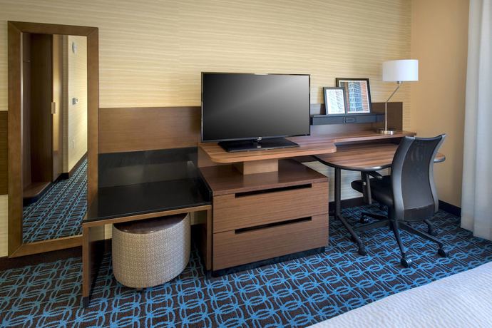 Imagen de la habitación del Hotel Fairfield Inn and Suites by Marriott Syracuse Carrier Circle. Foto 9
