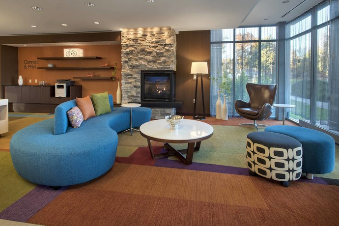 Imagen de los interiores del Hotel Fairfield Inn and Suites by Marriott Syracuse Carrier Circle. Foto 16