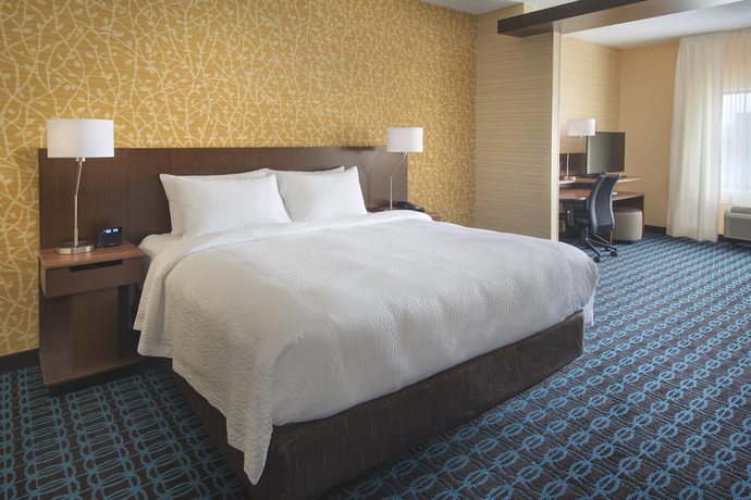 Imagen de la habitación del Hotel Fairfield Inn and Suites by Marriott Syracuse Carrier Circle. Foto 13