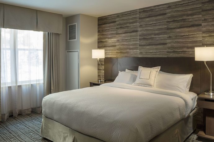 Imagen de la habitación del Hotel Fairfield Inn and Suites by Marriott Waterbury Stowe. Foto 8