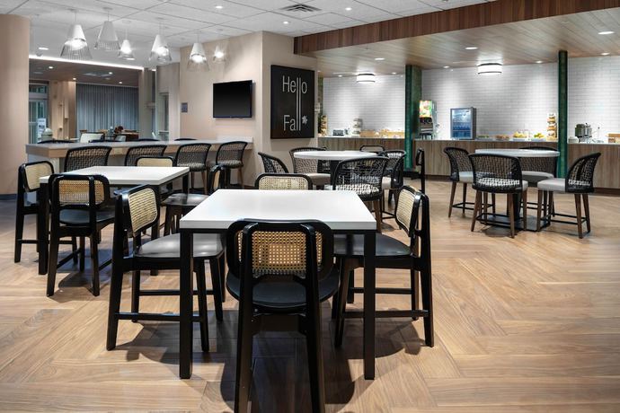 Imagen del bar/restaurante del Hotel Fairfield Inn and Suites by Marriott Winnemucca. Foto 5