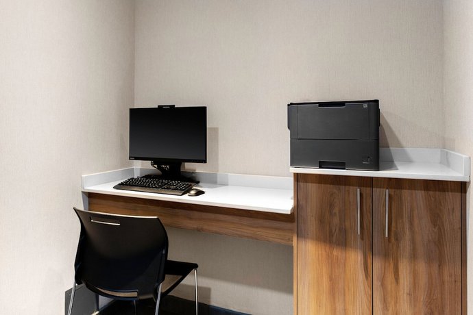 Imagen de los interiores del Hotel Fairfield Inn and Suites by Marriott Winnemucca. Foto 9