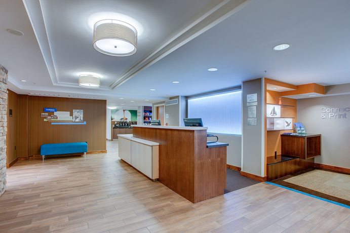 Imagen de los interiores del Hotel Fairfield Inn by Marriott Portsmouth-Seacoast. Foto 8