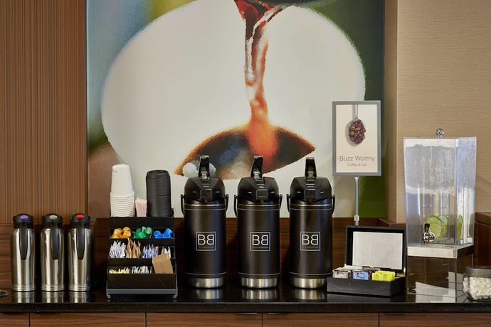 Imagen del bar/restaurante del Hotel Fairfield Inn by Marriott Rochester East. Foto 5