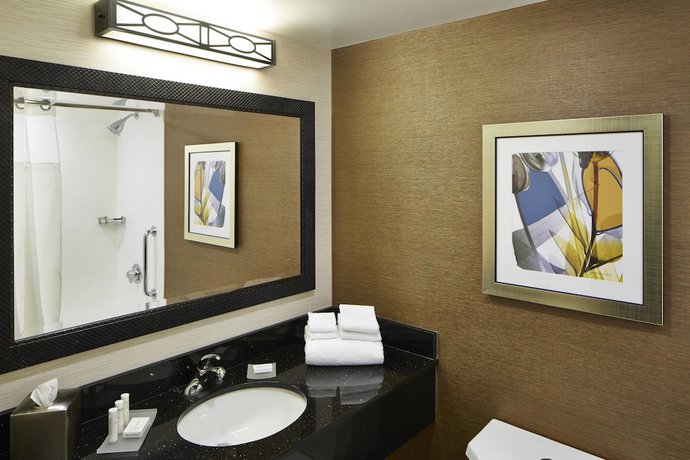 Imagen de la habitación del Hotel Fairfield Inn by Marriott Rochester East. Foto 11