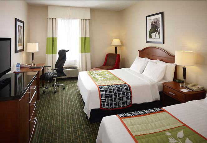 Imagen de la habitación del Hotel Fairfield Inn by Marriott Toronto Oakville. Foto 3
