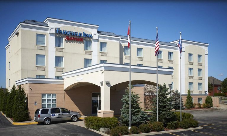 Imagen general del Hotel Fairfield Inn by Marriott Toronto Oakville. Foto 1