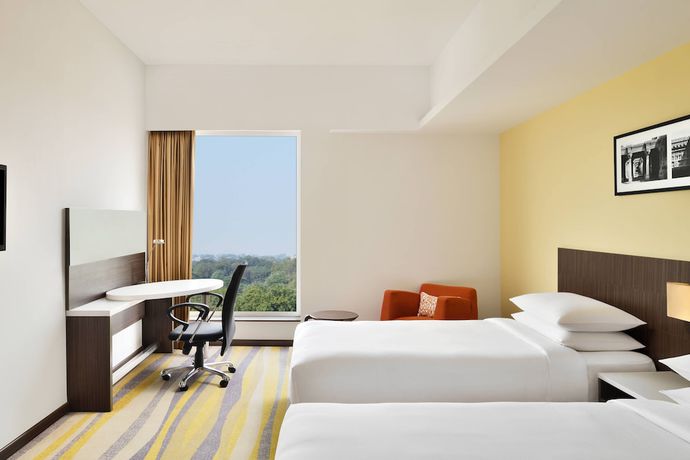 Imagen de la habitación del Hotel Fairfield by Marriott Ahmedabad. Foto 7