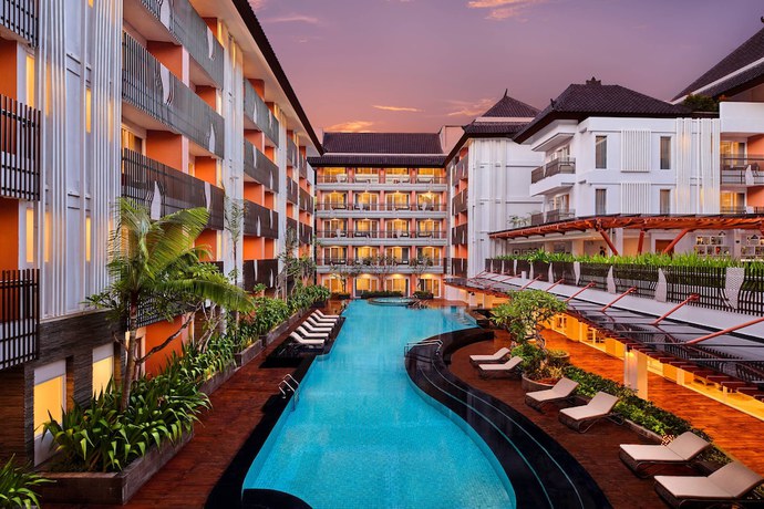 Imagen de los interiores del Hotel Fairfield by Marriott Bali Kuta Sunset Road. Foto 15