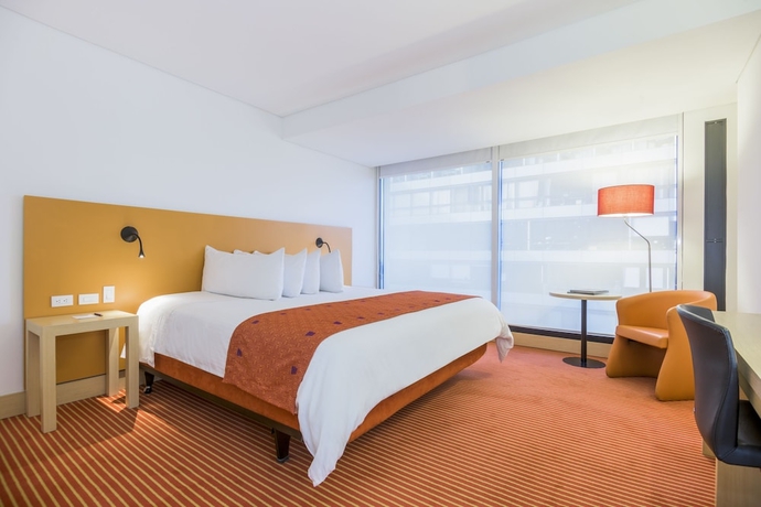 Imagen de la habitación del Hotel Fairfield by Marriott Bogota Embajada. Foto 2