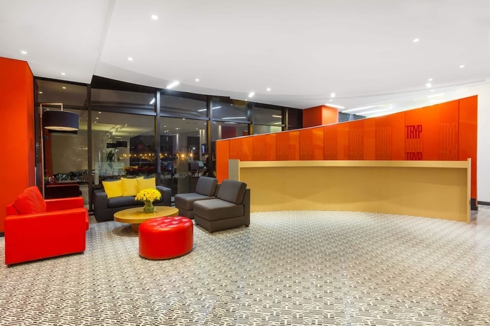 Imagen de los interiores del Hotel Fairfield by Marriott Bogota Embajada. Foto 14