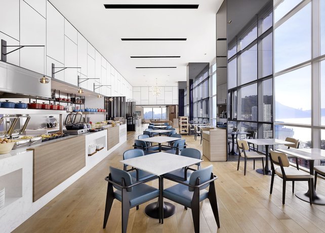 Imagen del bar/restaurante del Hotel Fairfield by Marriott Busan Songdo Beach. Foto 4