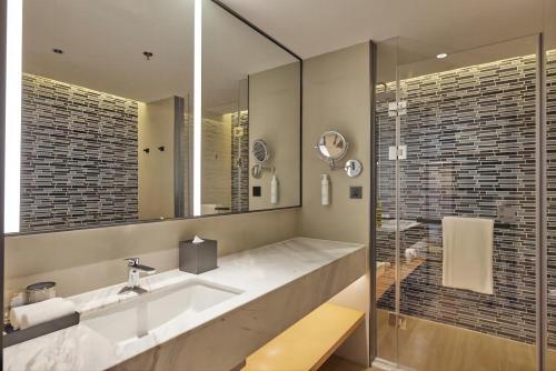Imagen general del Hotel Fairfield by Marriott Guangzhou Konggang. Foto 5