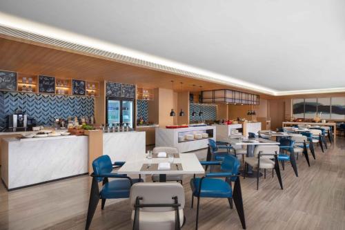 Imagen general del Hotel Fairfield by Marriott Hangzhou Wulin Square, China. Foto 5