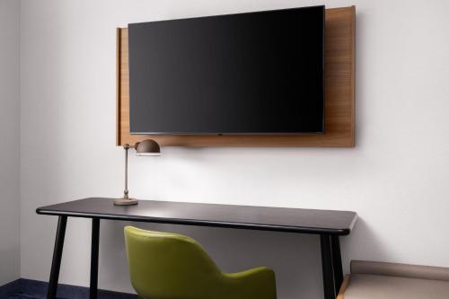 Imagen de la habitación del Hotel Fairfield by Marriott Inn & Suites Cincinnati Oakley. Foto 13