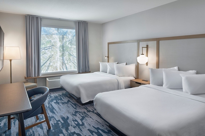 Imagen de la habitación del Hotel Fairfield by Marriott Inn & Suites Penticton. Foto 6