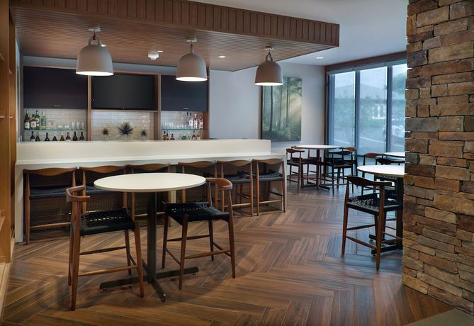 Imagen de la habitación del Hotel Fairfield by Marriott Inn and Suites Athens-University Area. Foto 11