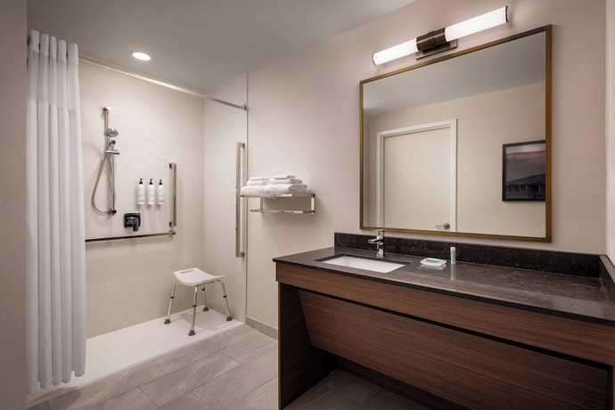 Imagen de la habitación del Hotel Fairfield by Marriott Inn and Suites Chilliwack. Foto 8