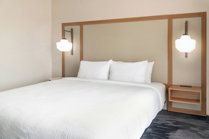 Imagen de la habitación del Hotel Fairfield by Marriott Inn and Suites Kansas City at The Legends. Foto 5