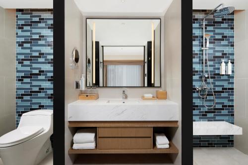 Imagen de la habitación del Hotel Fairfield by Marriott Lijiang Ancient Town. Foto 10