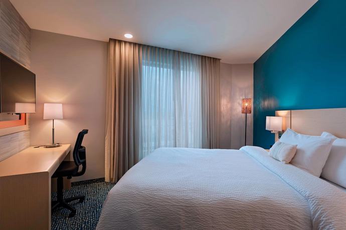 Imagen de la habitación del Hotel Fairfield by Marriott San Salvador. Foto 13