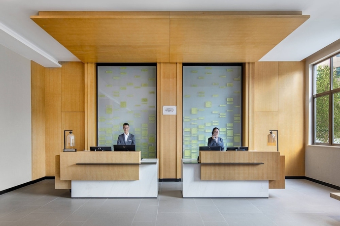 Imagen de los interiores del Hotel Fairfield by Marriott Shanghai Pudong Central. Foto 13