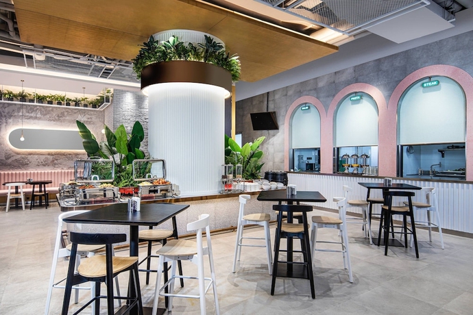 Imagen del bar/restaurante del Hotel Fairfield by Marriott Shanghai Pudong Central. Foto 3