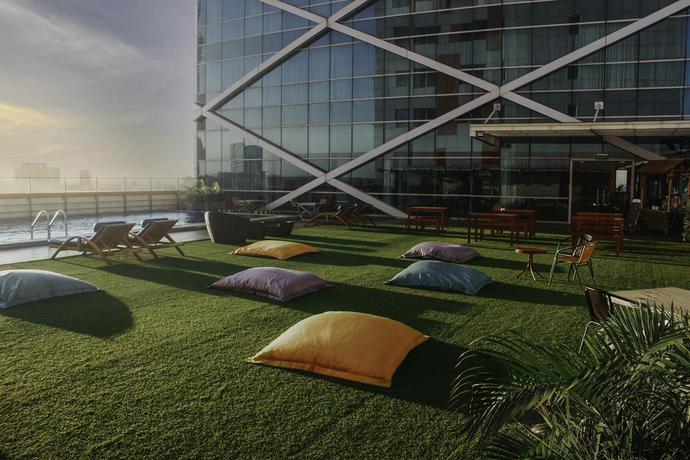 Imagen general del Hotel Fairfield by Marriott Surabaya. Foto 7