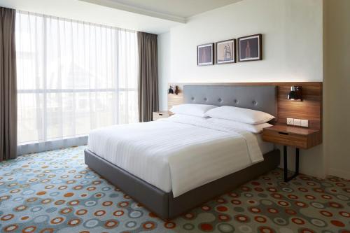 Imagen de la habitación del Hotel Fairfield by Marriott Surabaya. Foto 20