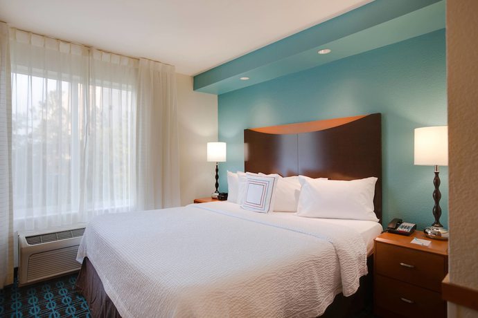 Imagen de la habitación del Hotel Fairfield by Marriott Titusville Kennedy Space Center. Foto 9