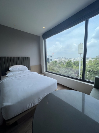 Imagen de la habitación del Hotel Fairfield by Marriott Vadodara. Foto 5