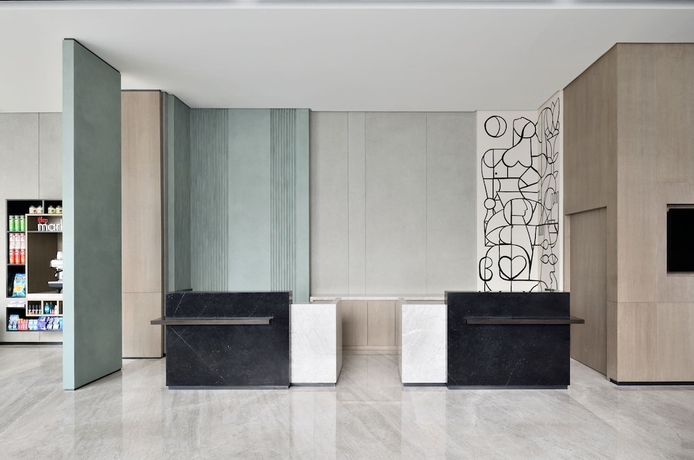 Imagen de los interiores del Hotel Fairfield by Marriott Vadodara. Foto 19