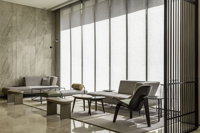 Imagen del bar/restaurante del Hotel Fairfield by Marriott Vadodara. Foto 2