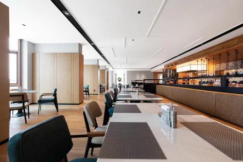 Imagen general del Hotel Fairfield by Marriott Yantai, Huang-Bohai New Area. Foto 13