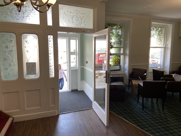 Imagen de los interiores del Hotel Fairhaven. Foto 14