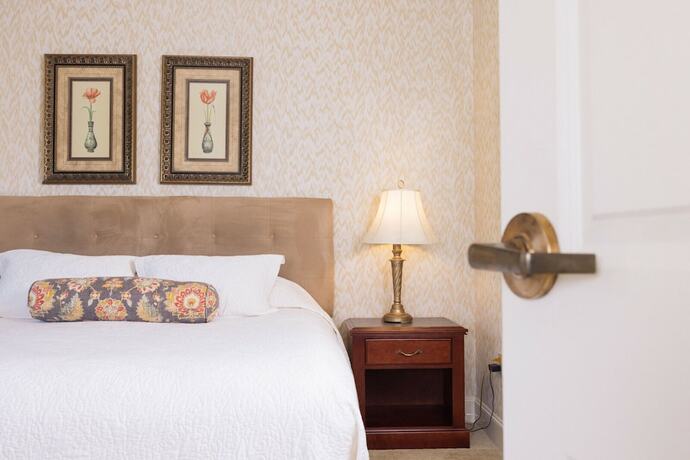 Imagen general del Hotel Fairhaven Village Inn. Foto 7