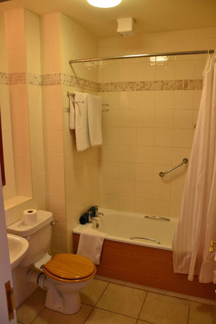 Imagen de la habitación del Hotel Fairhill House. Foto 11