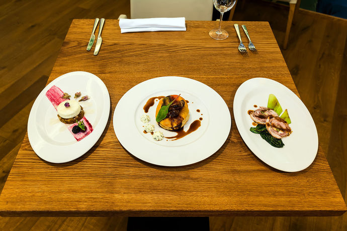 Imagen del bar/restaurante del Hotel Fairhotel. Foto 7