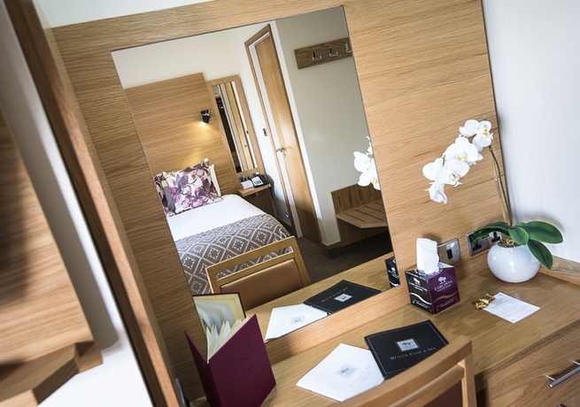 Imagen de la habitación del Hotel Fairlawns and Spa. Foto 12