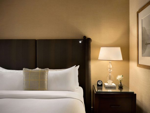 Imagen de la habitación del Hotel Fairmont Banff Springs. Foto 7