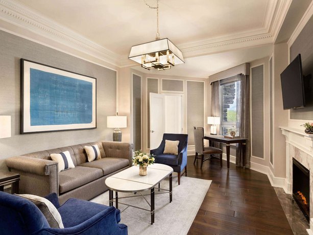 Imagen de la habitación del Hotel Fairmont Banff Springs. Foto 16