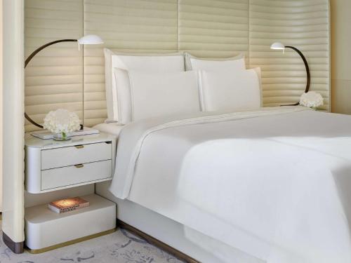 Imagen de la habitación del Hotel Fairmont Doha. Foto 13