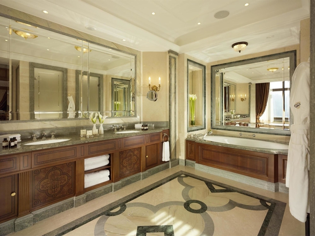 Imagen de la habitación del Hotel Fairmont Grand Kyiv. Foto 10