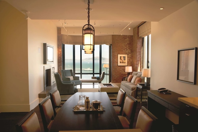 Imagen de la habitación del Hotel Fairmont Heritage Place, Ghirardelli Square. Foto 12