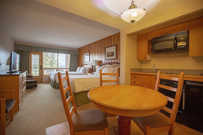 Imagen de la habitación del Hotel Fairmont Hot Springs Resort, Area F (Columbia Lake/Windermere Lake). Foto 19