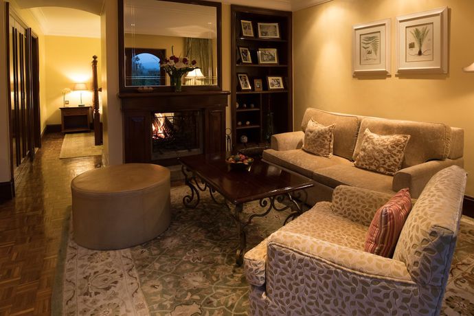 Imagen de la habitación del Hotel Fairmont Mount Kenya Safari. Foto 4