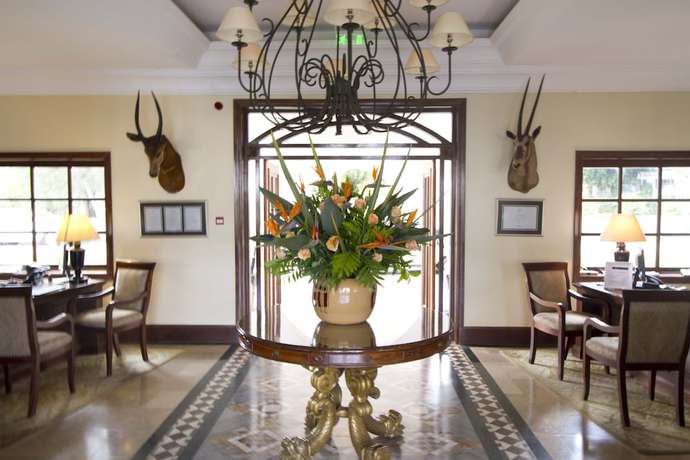 Imagen de los interiores del Hotel Fairmont Mount Kenya Safari. Foto 16